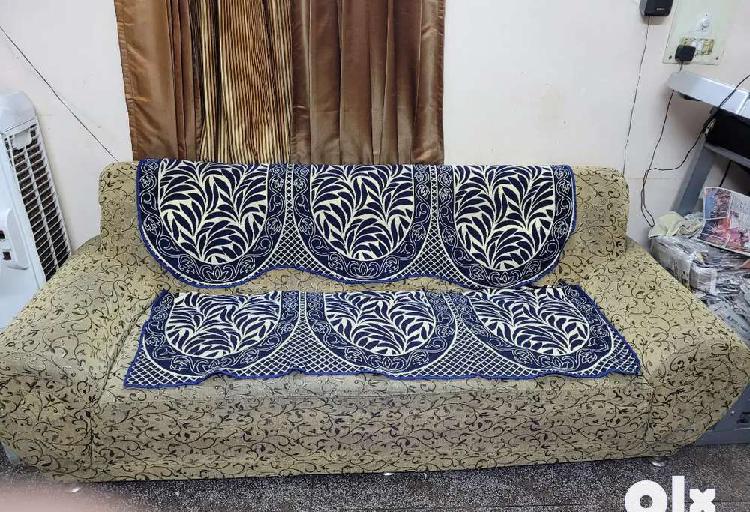 5 seater sofa with centre table