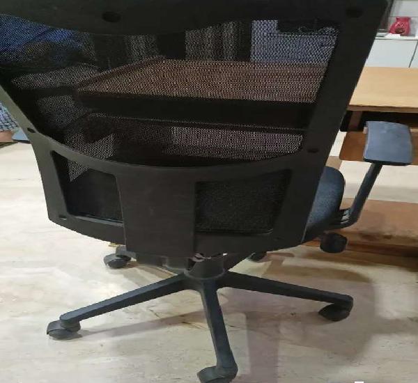 Computer table &amp; ergonomic chair